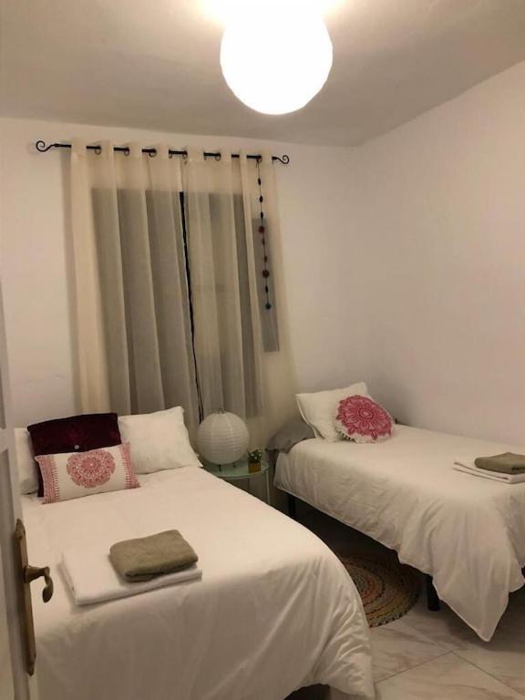 Casa Bheinn Aracena Bagian luar foto